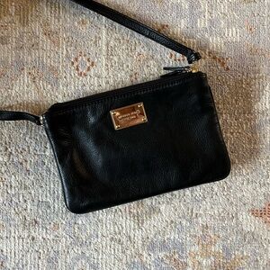 Michael Kors Triple zip crossbody